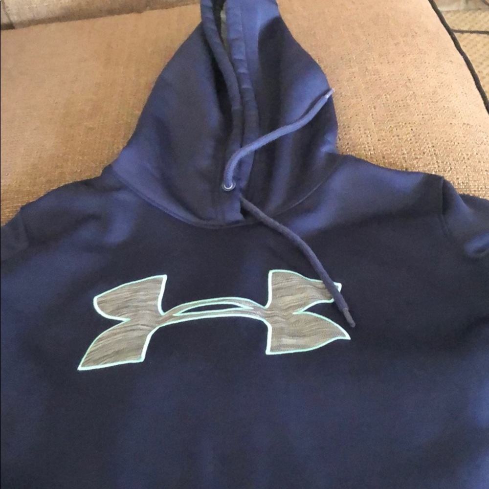 Under Armour Sweatshirt